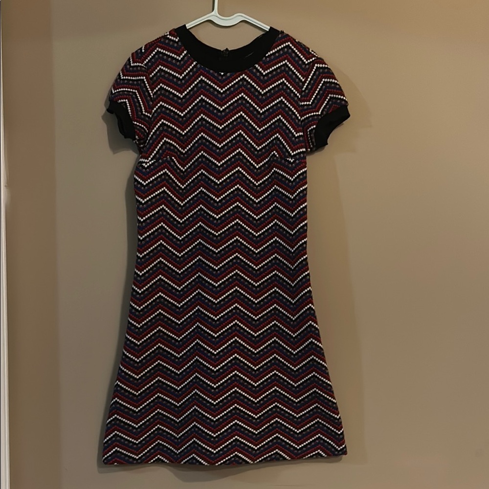 Zara Black and White Sheath Mini Dress Short Sleeve Crew Neck Zip Up